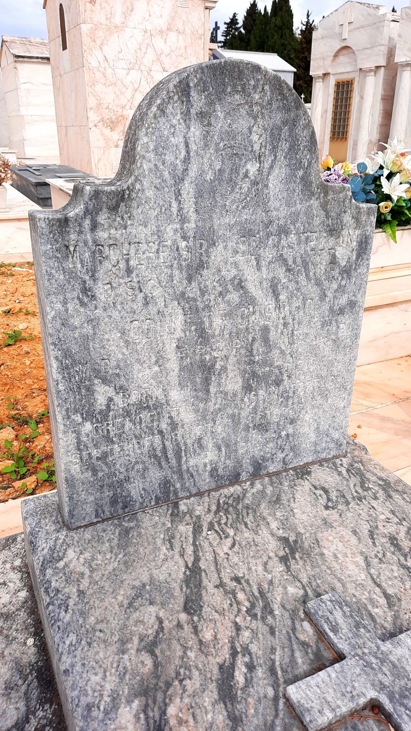Aldo Castellani's tomb, Cemiterio da Guia, Cascais - 04.jpg